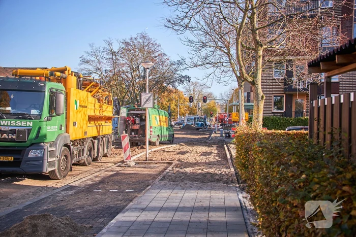 Waterleiding geraakt bij graafwerkzaamheden in Kruiskamp