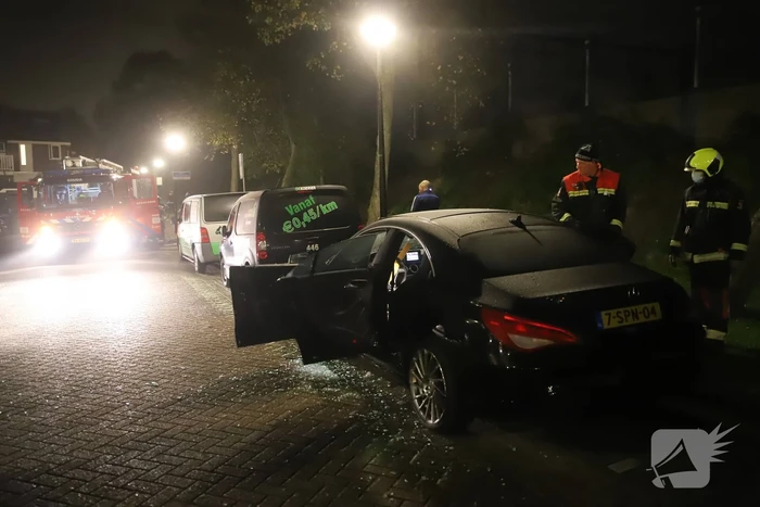 Brand in auto door vuurwerk