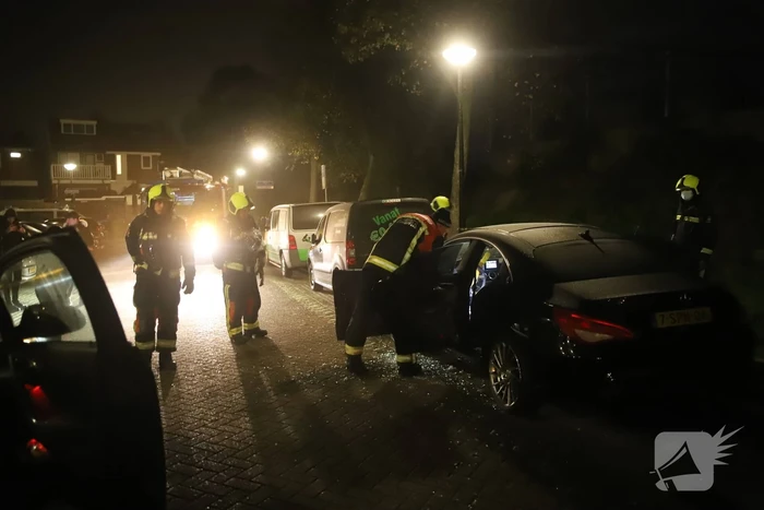 Brand in auto door vuurwerk
