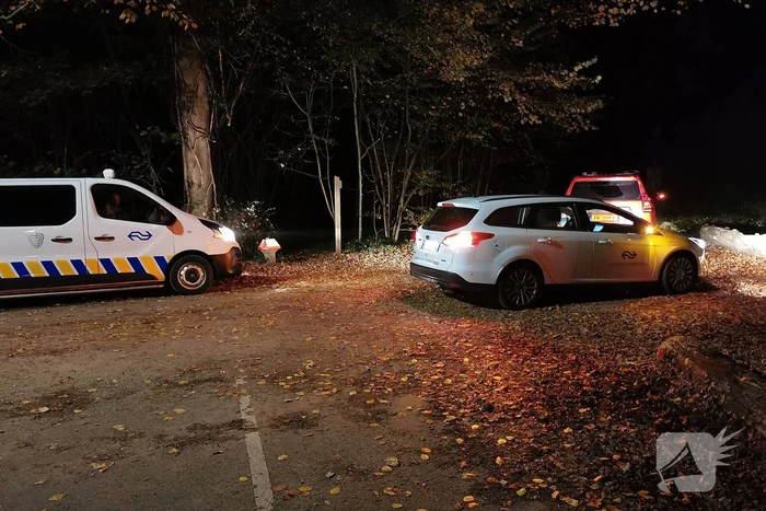 Persoon gewond na aanrijding op het spoor