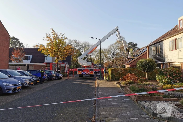 Brand in gevel van tussenwoning