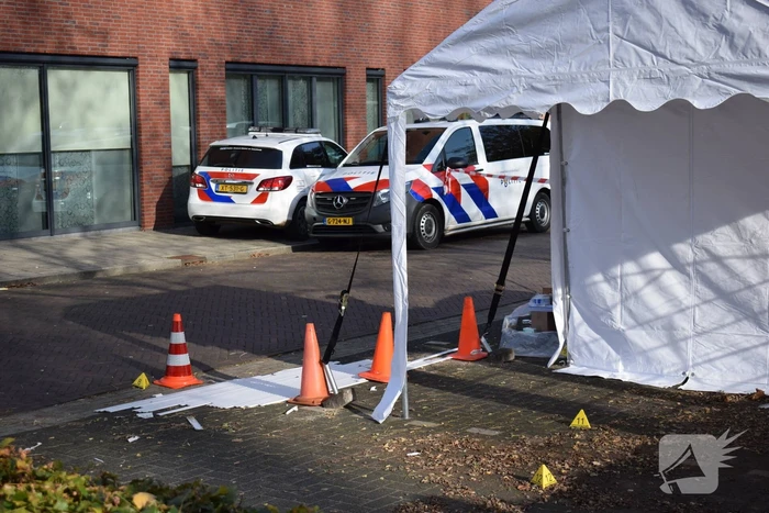 Corona-sneltestlocatie verwoest met zwaar vuurwerk