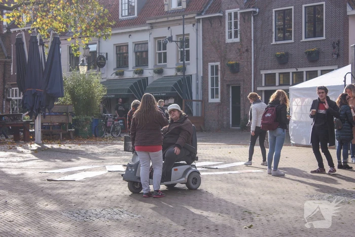 Demonstratie voor de vrijheid bij Onze Lieve Vrouwetoren
