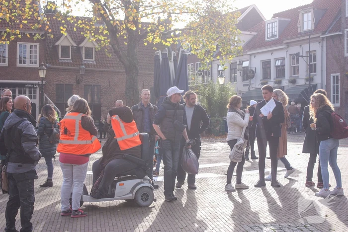 Demonstratie voor de vrijheid bij Onze Lieve Vrouwetoren