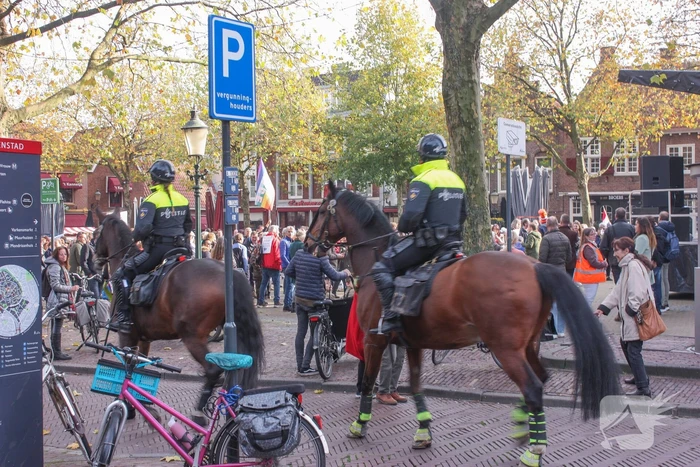 Demonstratie voor de vrijheid bij Onze Lieve Vrouwetoren