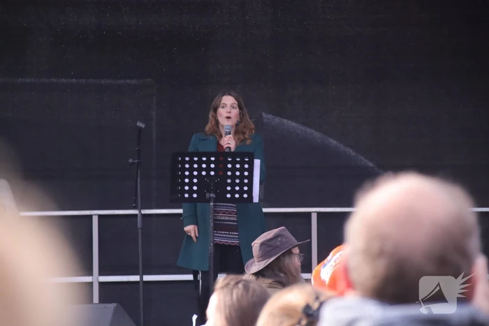 Demonstratie voor de vrijheid bij Onze Lieve Vrouwetoren