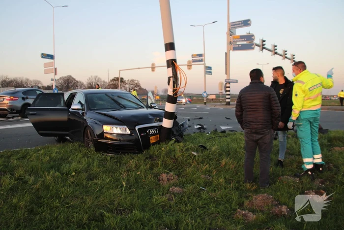 Ravage na botsing tussen twee voertuigen