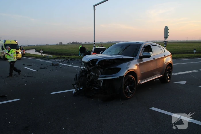 Ravage na botsing tussen twee voertuigen