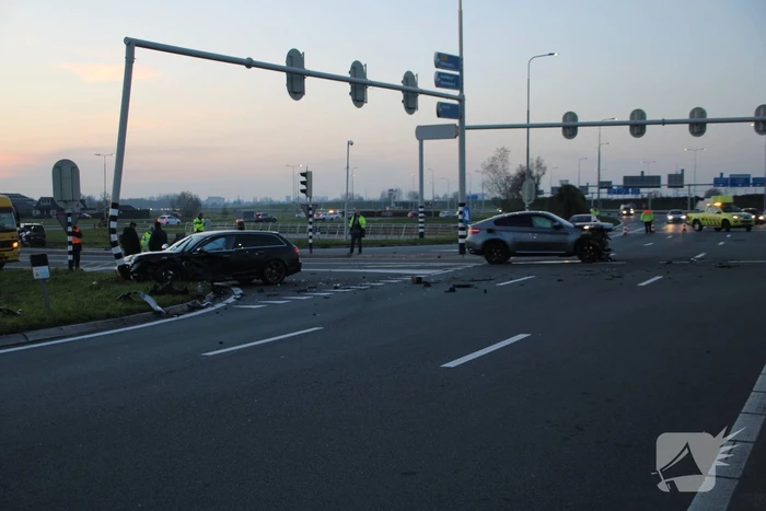 Ravage na botsing tussen twee voertuigen