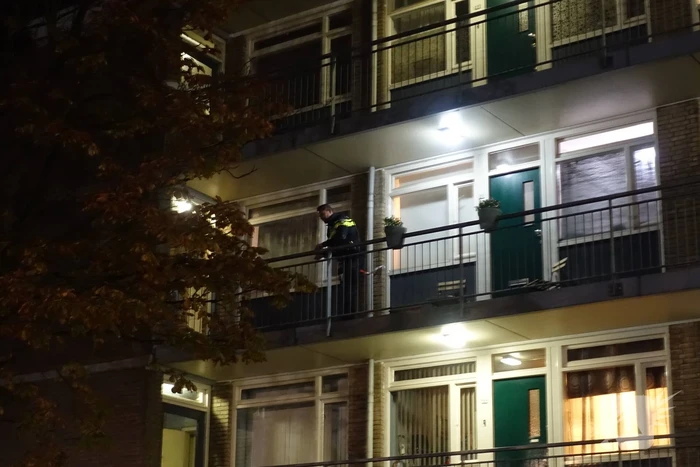 Vuurwerk afgestoken in trappenhuis portiekflat