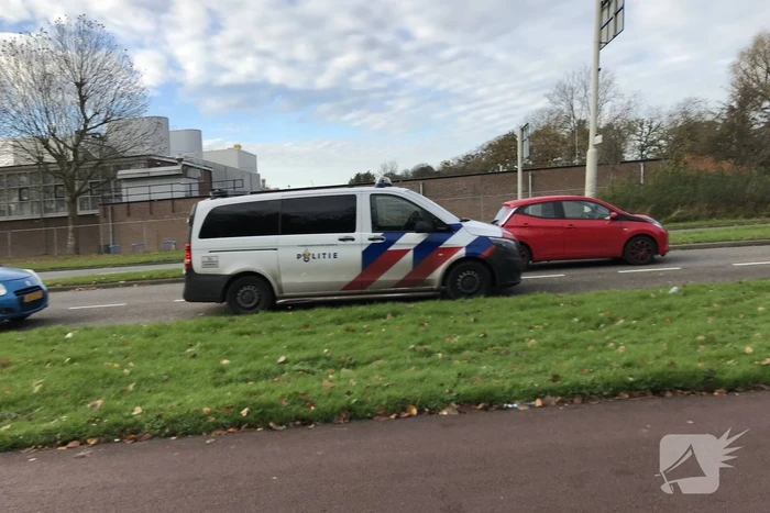 Meisje op fiets aangereden door auto