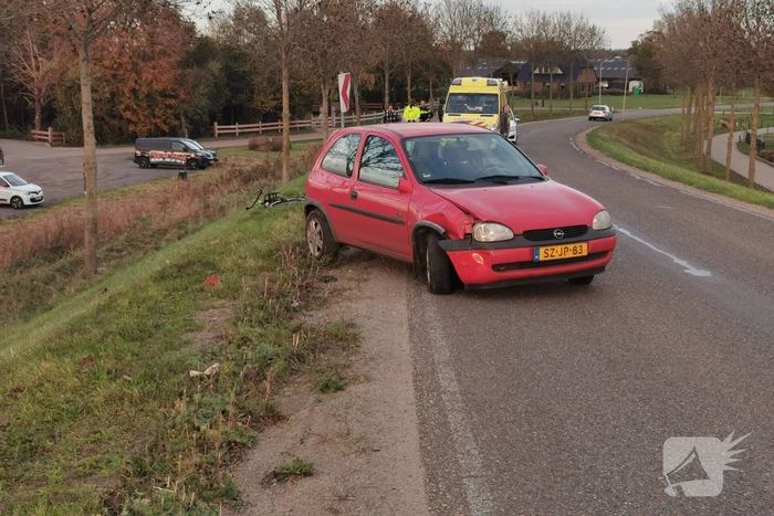 Flinke schade door botsing tussen fiets en personenvoertuig
