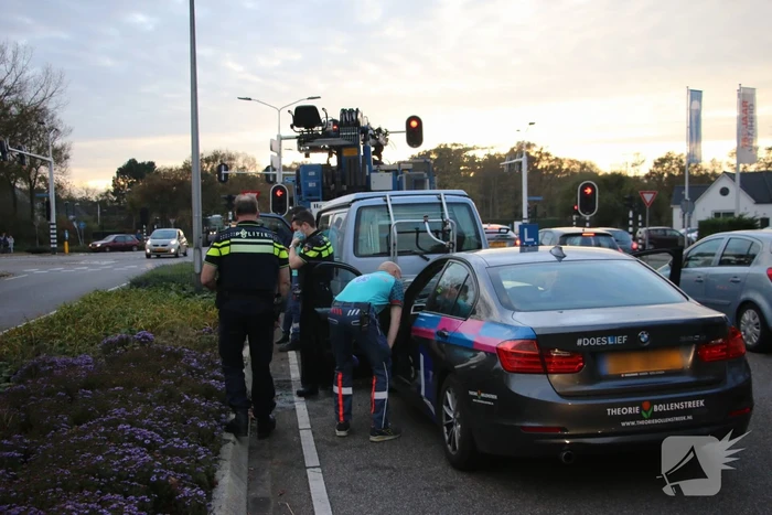 Veel schade bij aanrijding tussen meerdere voertuigen