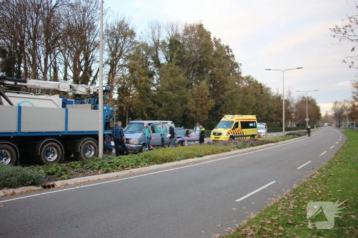 Veel schade bij aanrijding tussen meerdere voertuigen