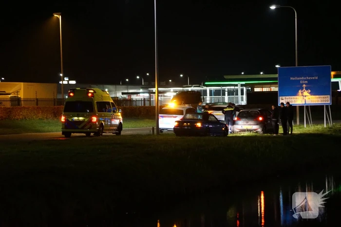 Auto te water geraakt, geen gewonden