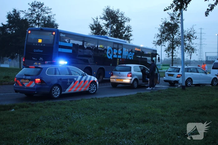 Schade na aanrijding tussen meerdere voertuigen
