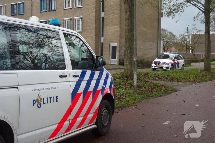 Arrestatieteam haalt man met verward gedrag uit woning