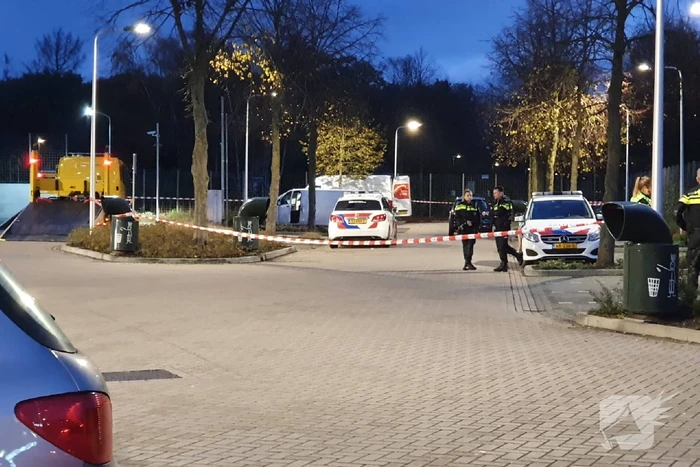 Politie lost waarschuwingsschot bij aanhoudingen