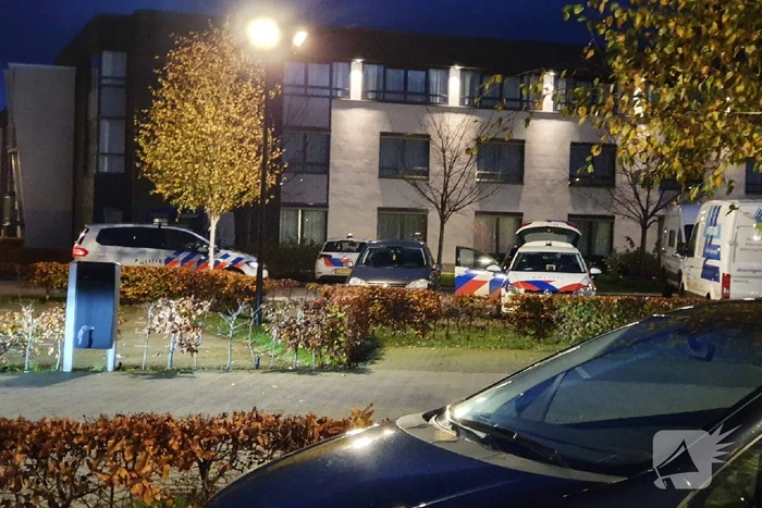 Politie lost waarschuwingsschot bij aanhoudingen