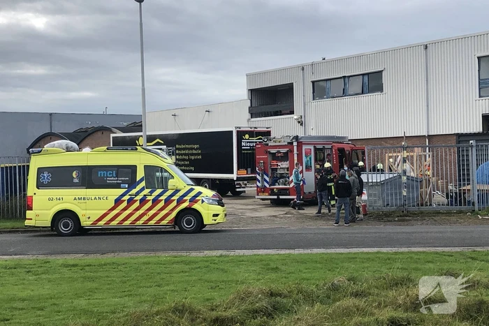 Brand in loods van Meubelhal
