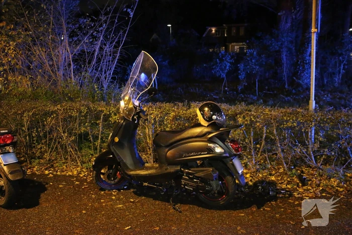 Gewonde bij aanrijding tussen wielrenner en scooter