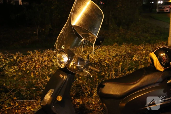 Gewonde bij aanrijding tussen wielrenner en scooter