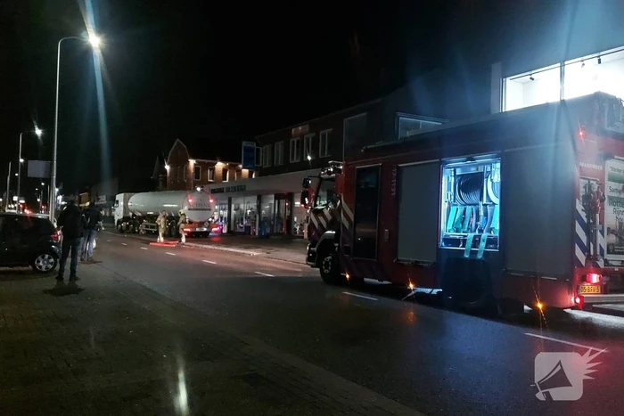 Tankwagen lekt grote hoeveelheid brandstof