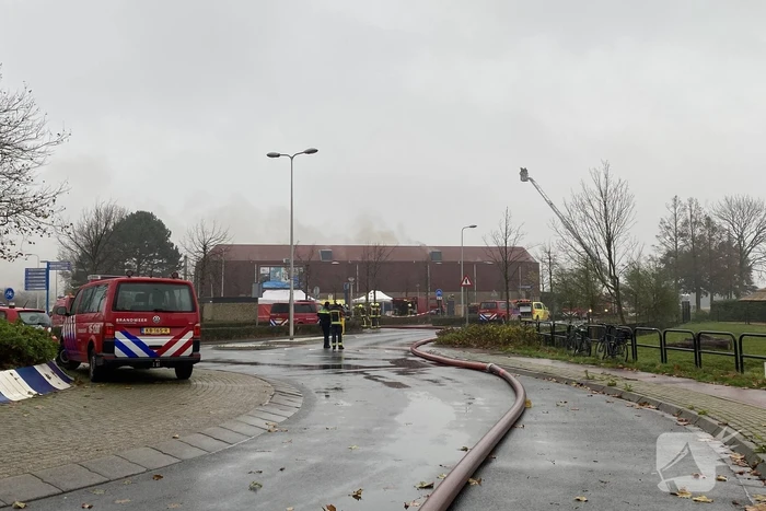 Sporthal Optisport De Schelft verwoest door brand