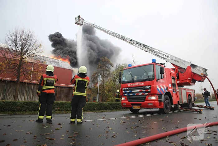 Sporthal Optisport De Schelft verwoest door brand