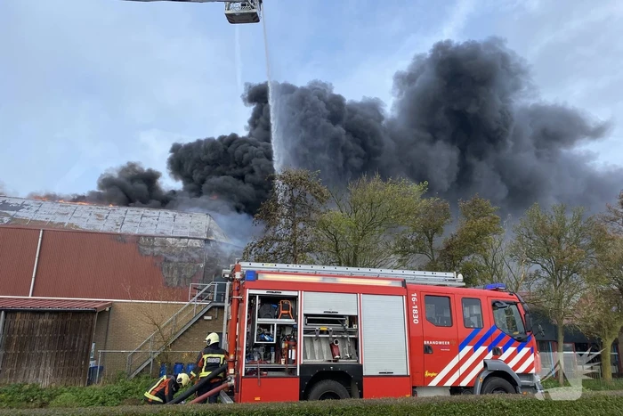 Sporthal Optisport De Schelft verwoest door brand