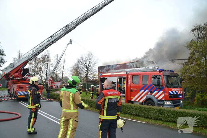 Sporthal Optisport De Schelft verwoest door brand