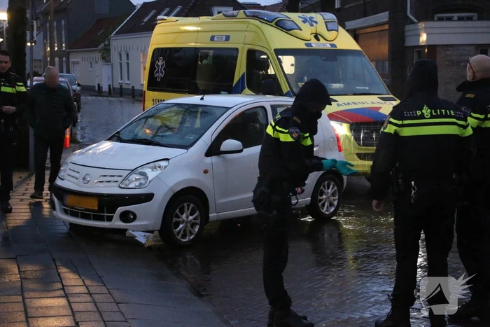 Fietser gewond na botsing met auto