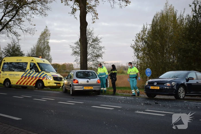 Veel schade bij kop-staart verkeersongeval