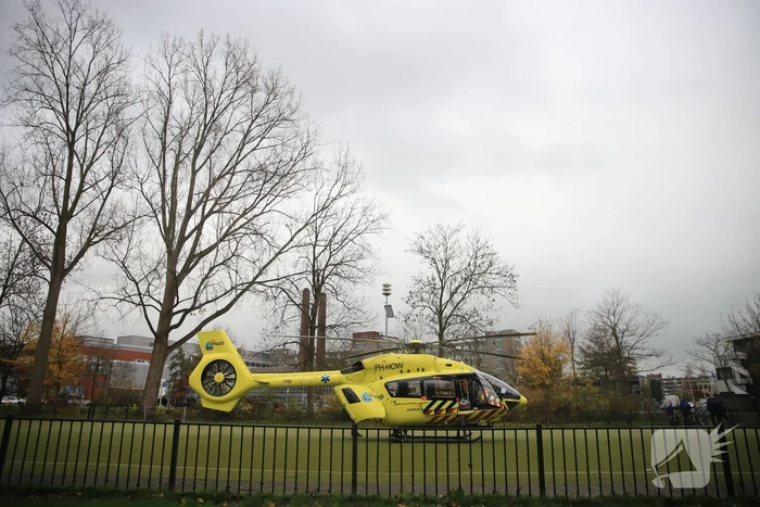 Covid-helikopter landt bij Groene Hart Ziekenhuis