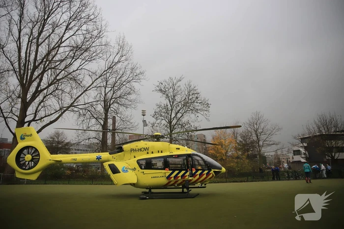 Covid-helikopter landt bij Groene Hart Ziekenhuis