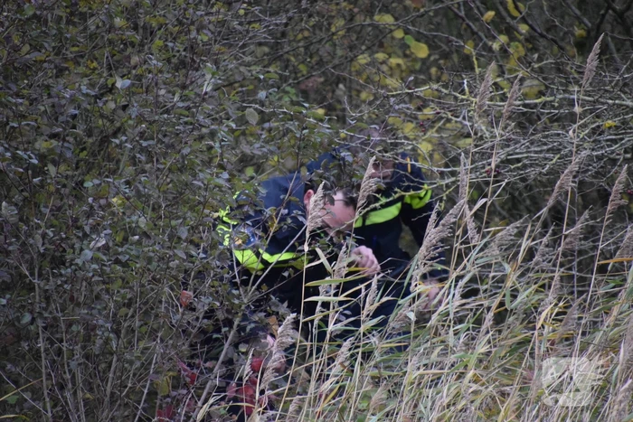 Vermoedelijk afval wietteelt gevonden in natuurgebied