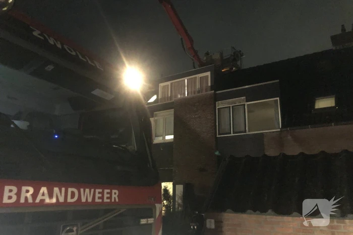 Brand in schoorsteen van woning