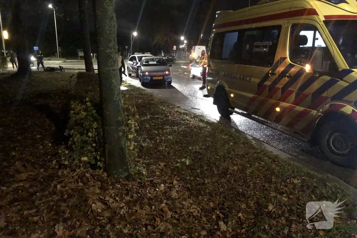 Brommerrijder gewond bij verkeersongeval