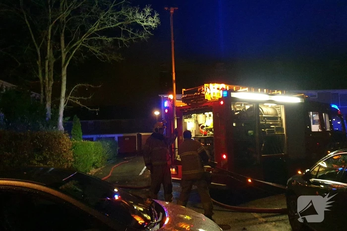 Meerdere schuren vliegen in brand