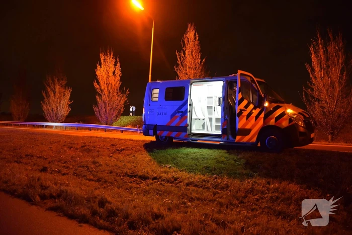 Verward persoon van de weg gehaald