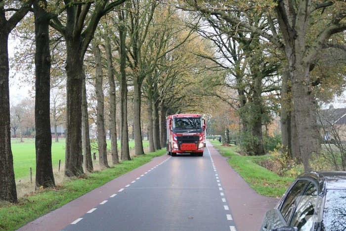 Geen treinverkeer na aanrijding op spoorwegovergang