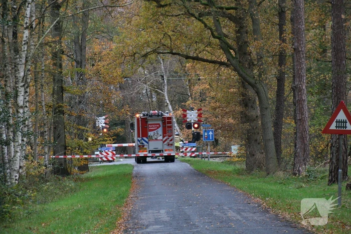 Geen treinverkeer na aanrijding op spoorwegovergang