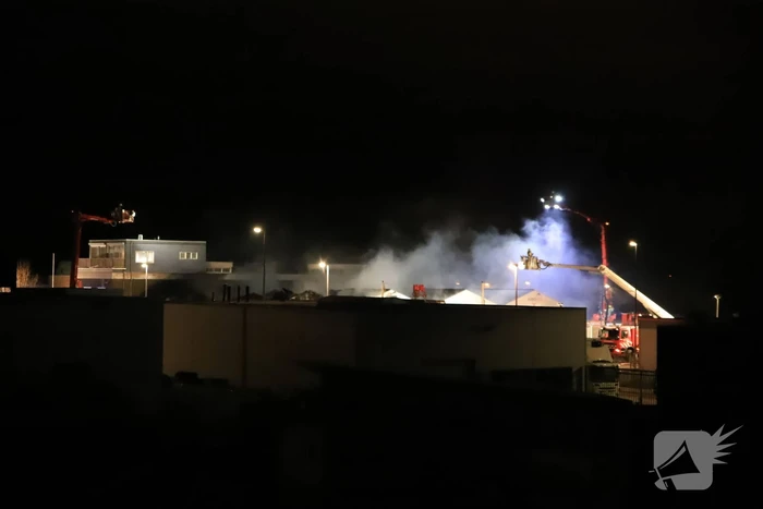 Grote brand verwoest kringloopwinkel