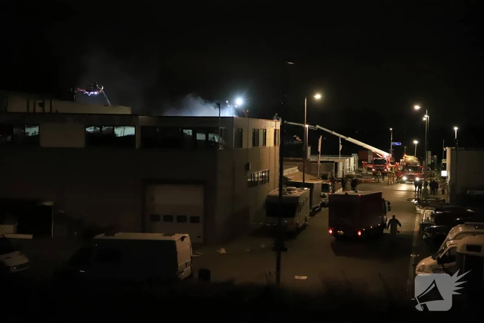 Grote brand verwoest kringloopwinkel