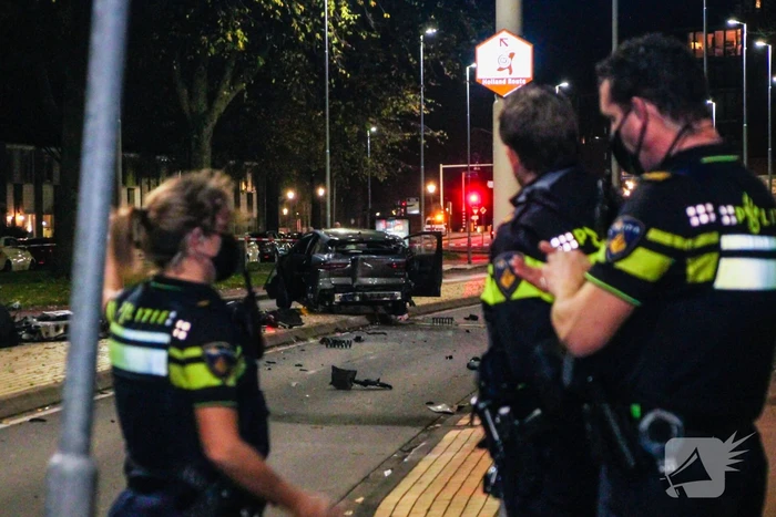 Zwaargewonde bij ernstig ongeval, mogelijk straatrace