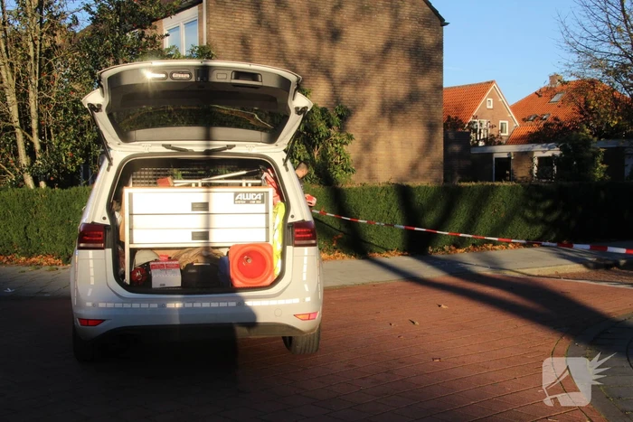 Bewoonster niet lekker na openen pakketje