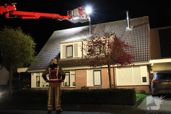 Brand ontstaan in schoorsteen van woning