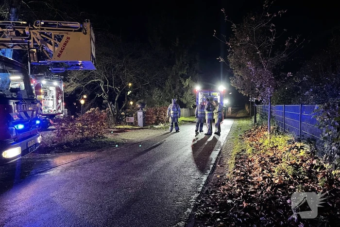 Brand in schoorsteen van woning