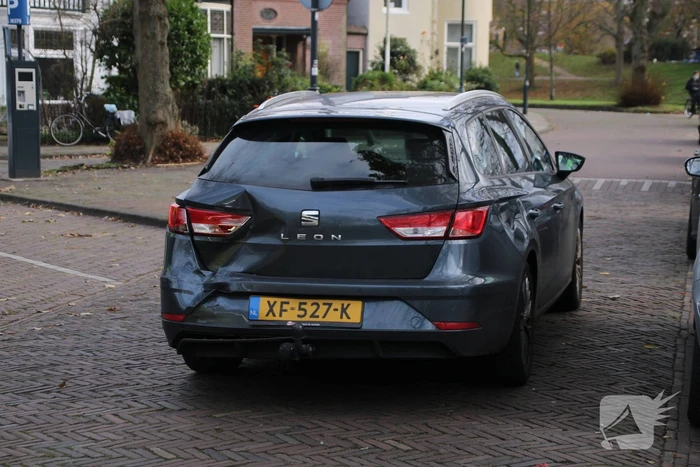 Schade bij aanrijding bij parkeerplaats