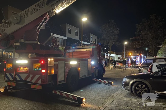 Brand in schoorsteen van woning